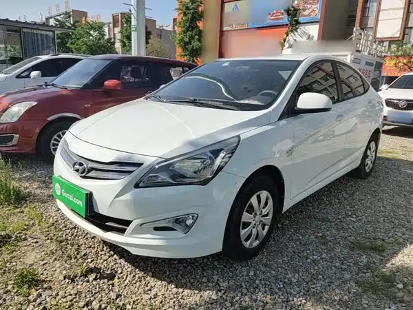 Hyundai Accent 2016