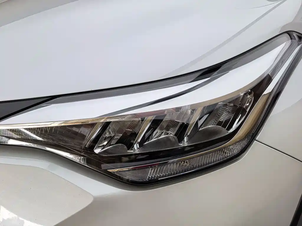 Toyota IZOA 2023