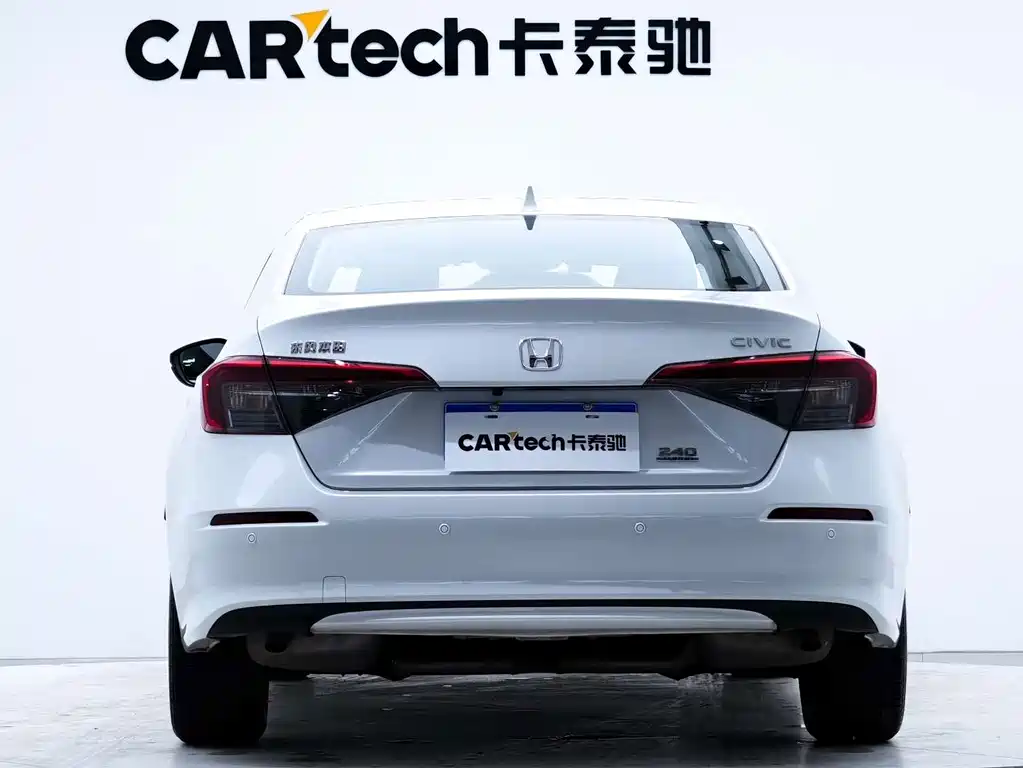 Honda Civic 2023 — фото 10