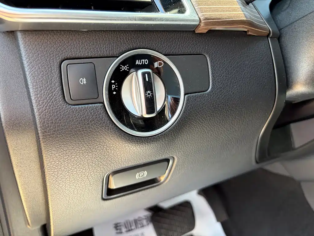 Mercedes-Benz GLE 2018 — фото 9