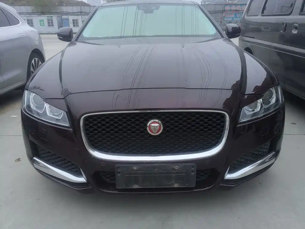 Jaguar XFL 2021