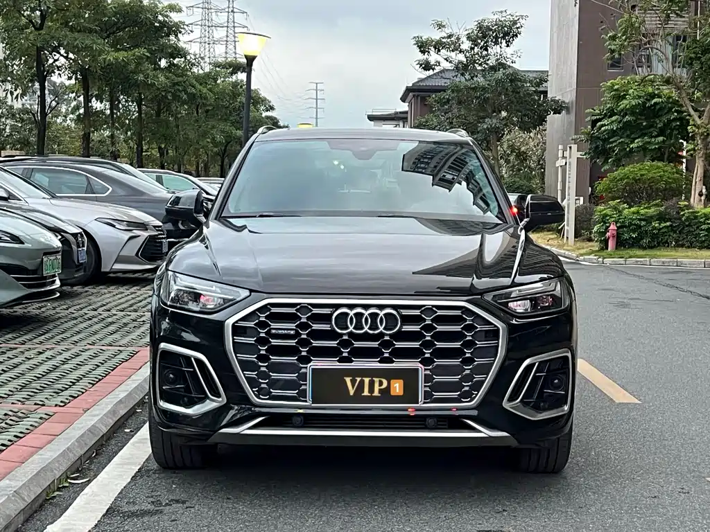 Audi Q5L 2023 — фото 2