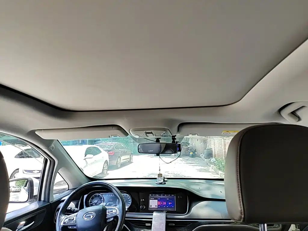 GAC Trumpchi M6 2020 — фото 18