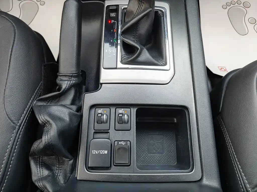 Toyota Prado 2017 — фото 17