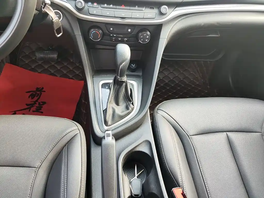 Buick Excelle GT 2021 — фото 14