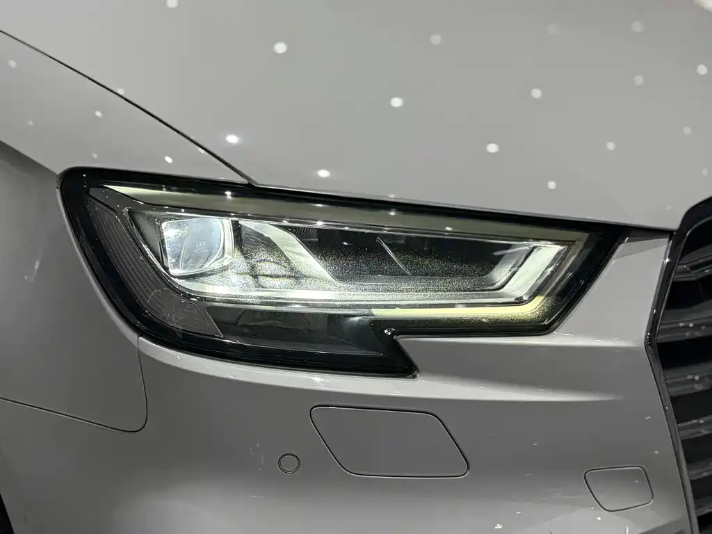 Audi A3 2021 — фото 18