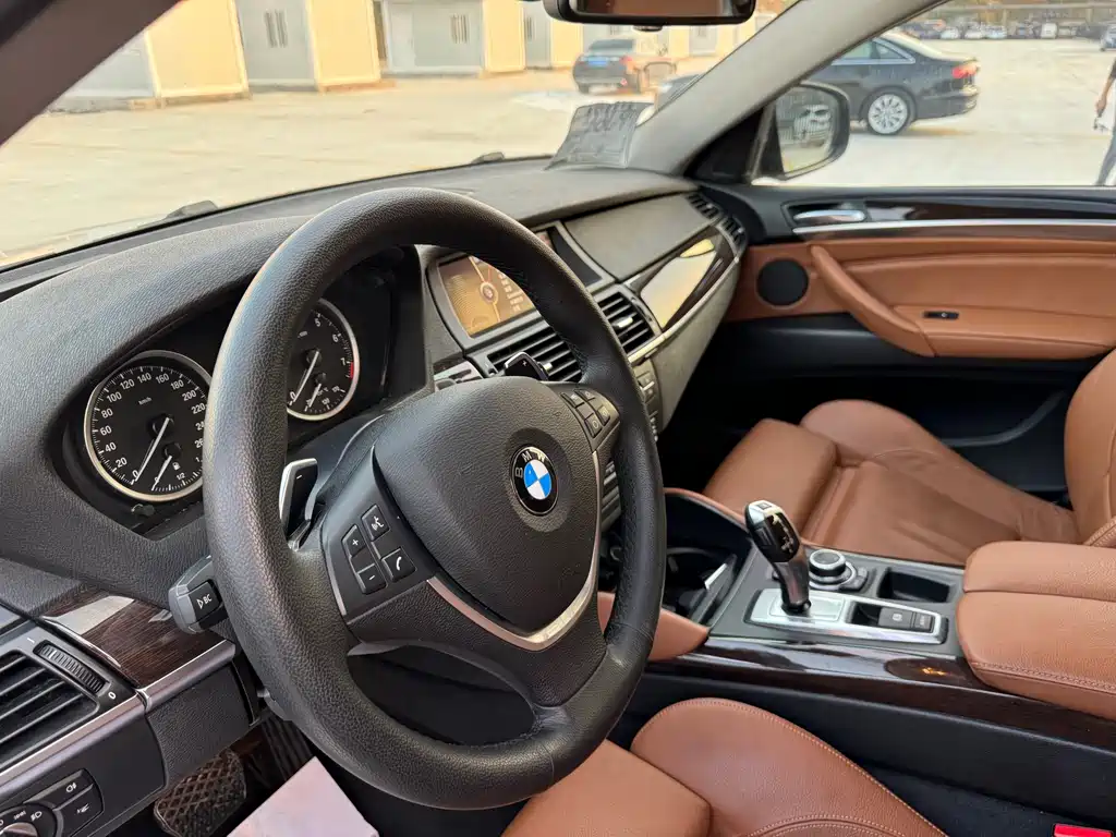 BMW X6 2013 — фото 11