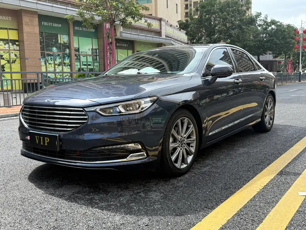 Ford Taurus 2021 — фото 1