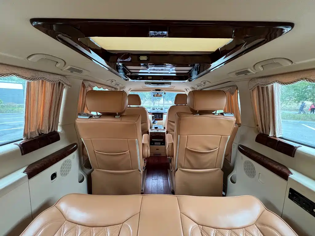 Mercedes-Benz Vito 2015 — фото 25