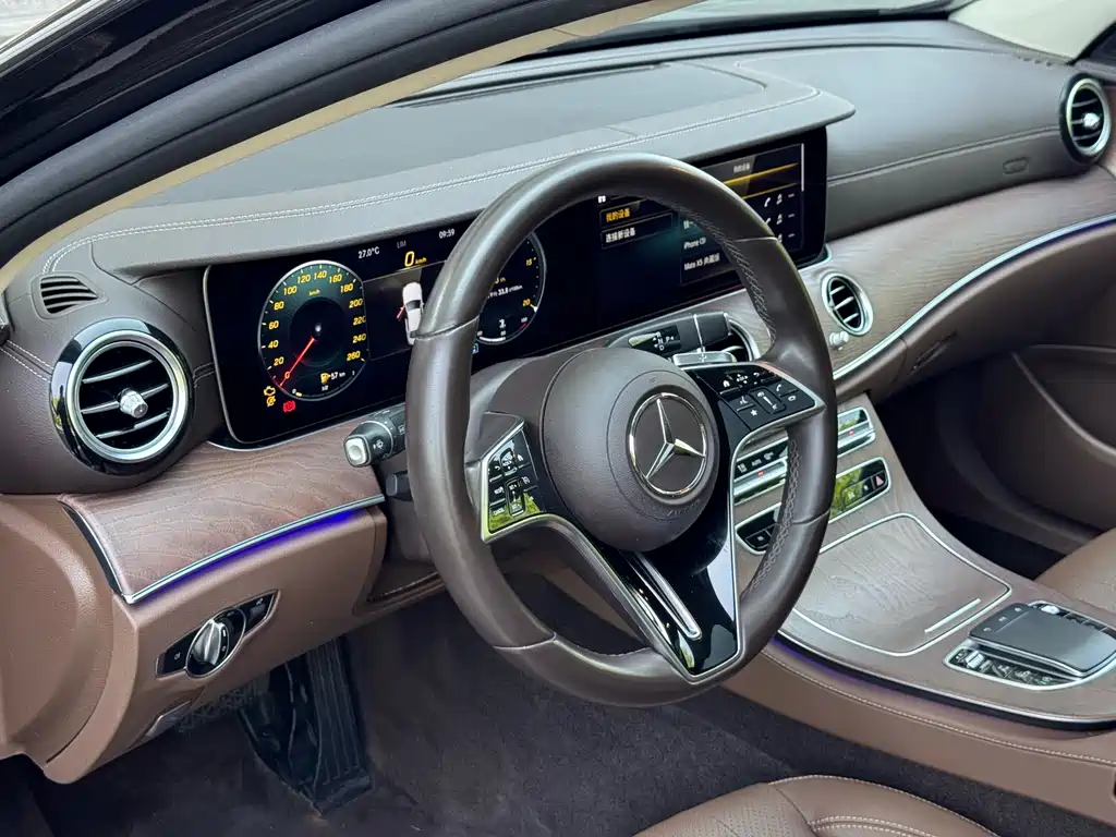 Mercedes-Benz E-Class 2021 — фото 9