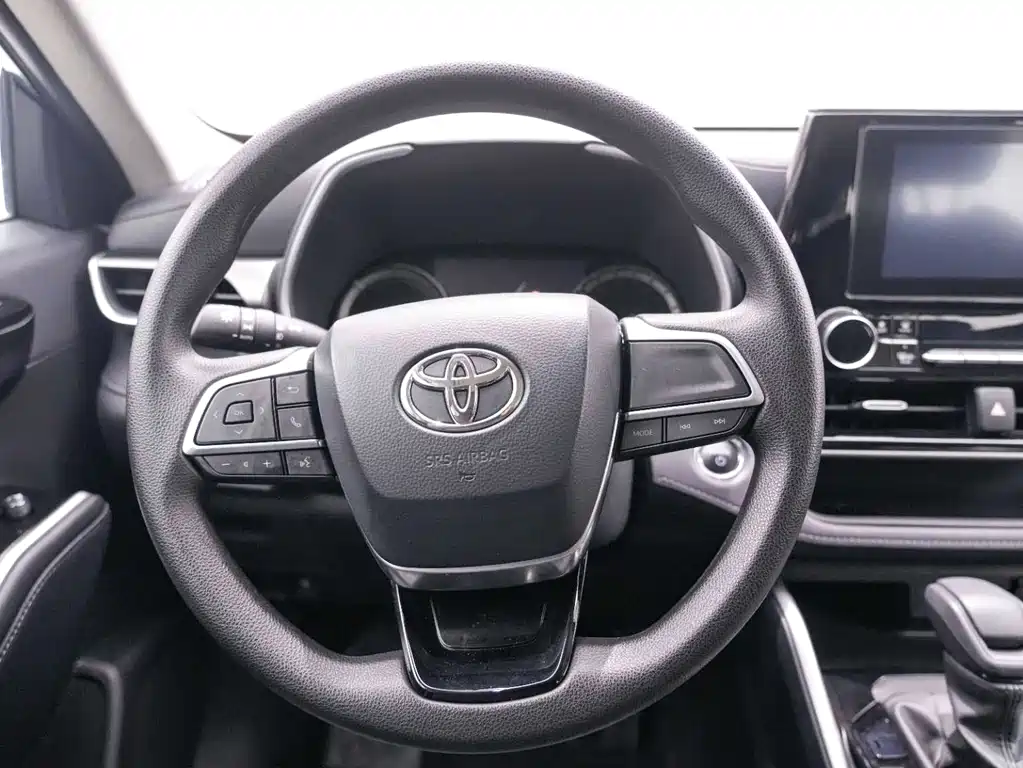 Toyota Highlander 2024 — фото 16