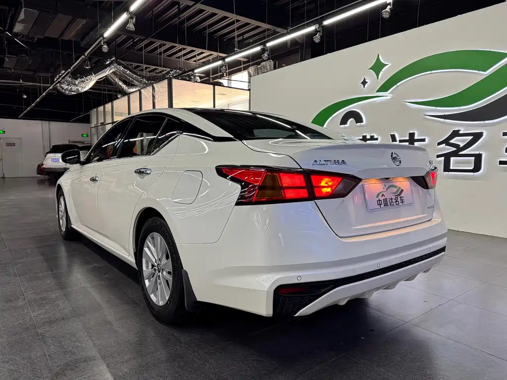 Nissan Teana 2019