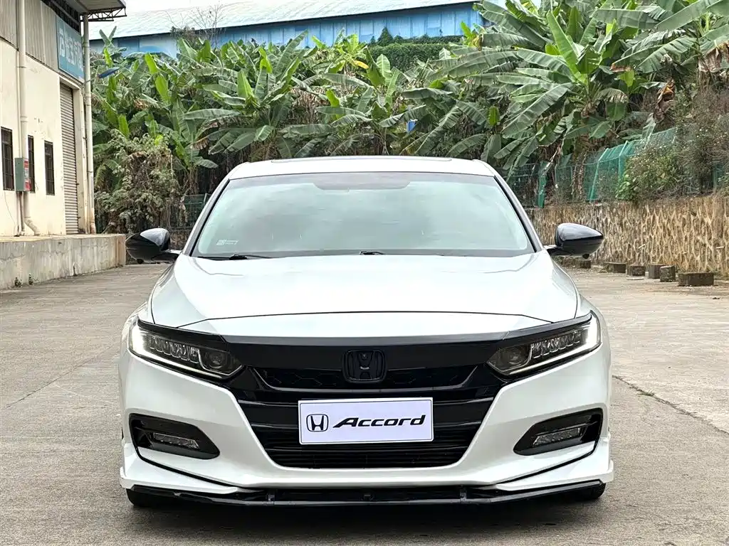 Honda Accord 2019 — фото 2