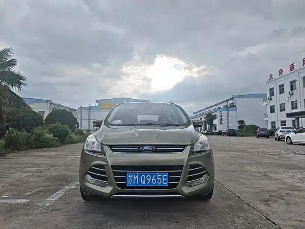 Ford Kuga 2014