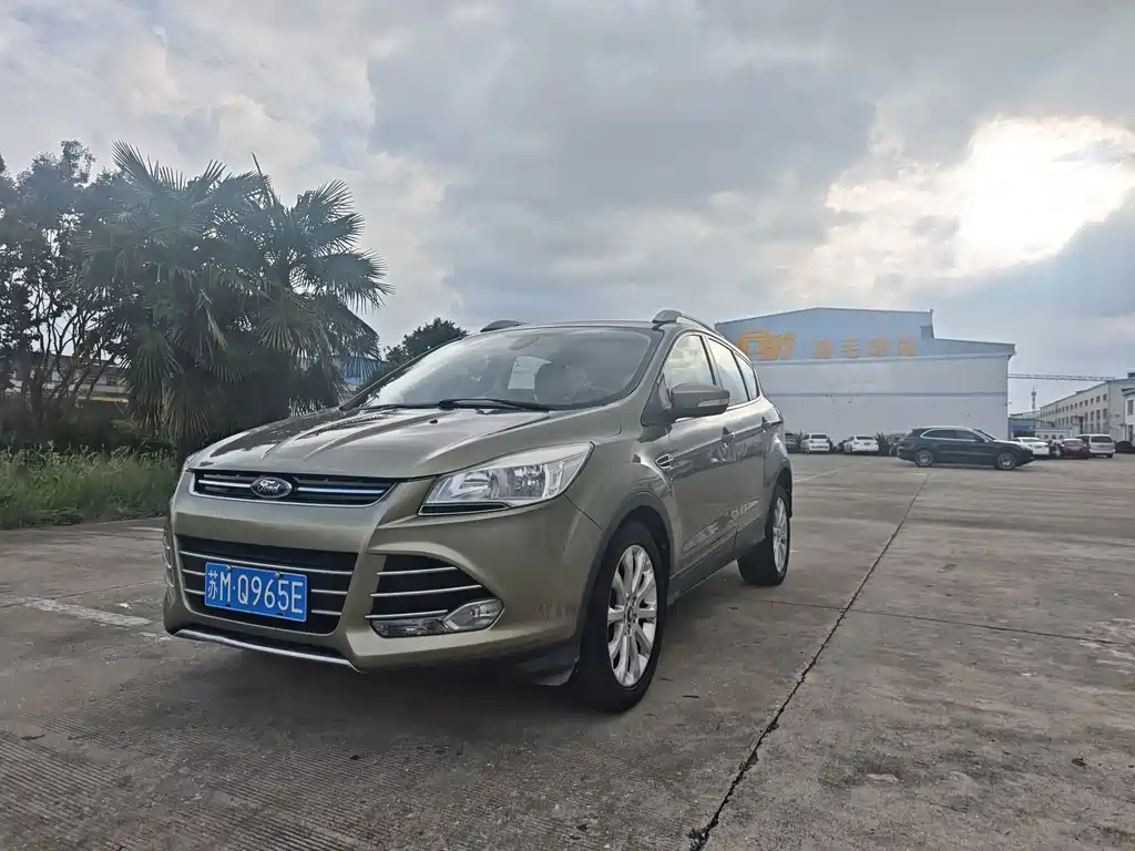 Ford Kuga 2014 — фото 1