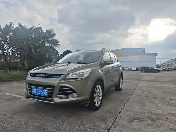 Ford Kuga 2014