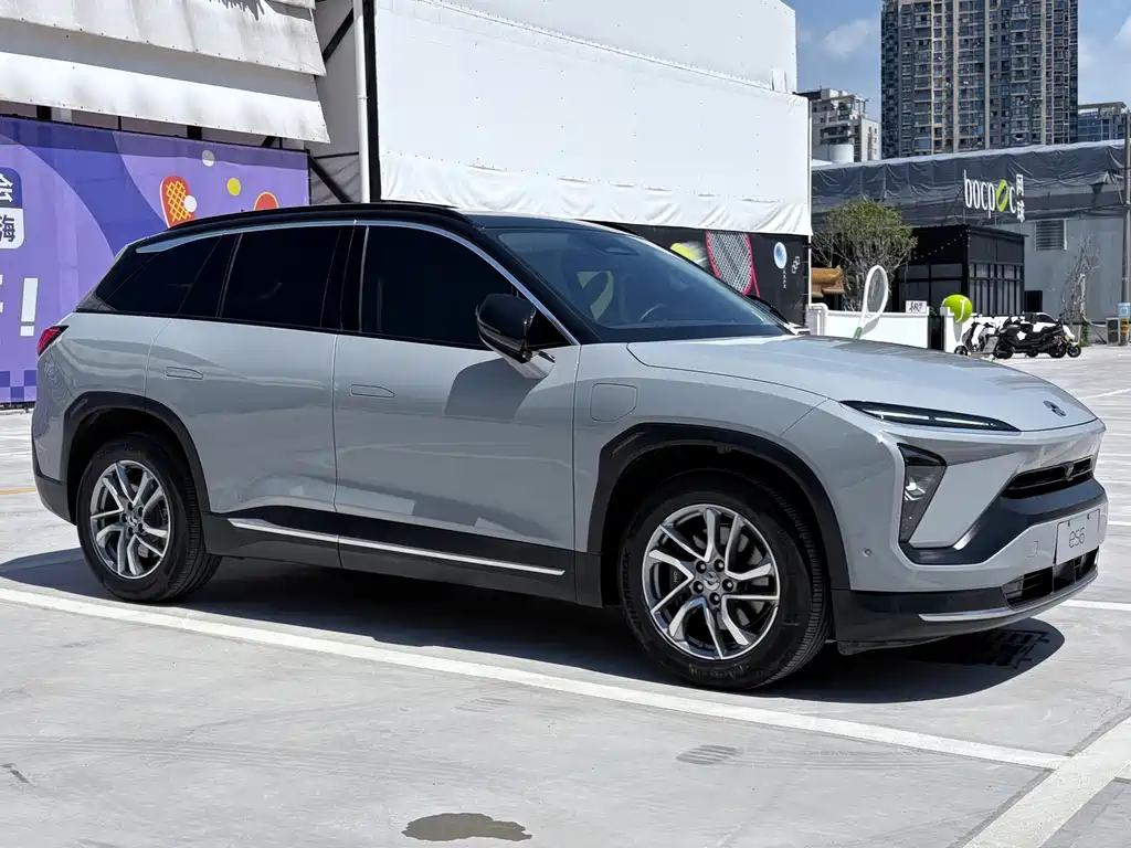 NIO ES6 2021