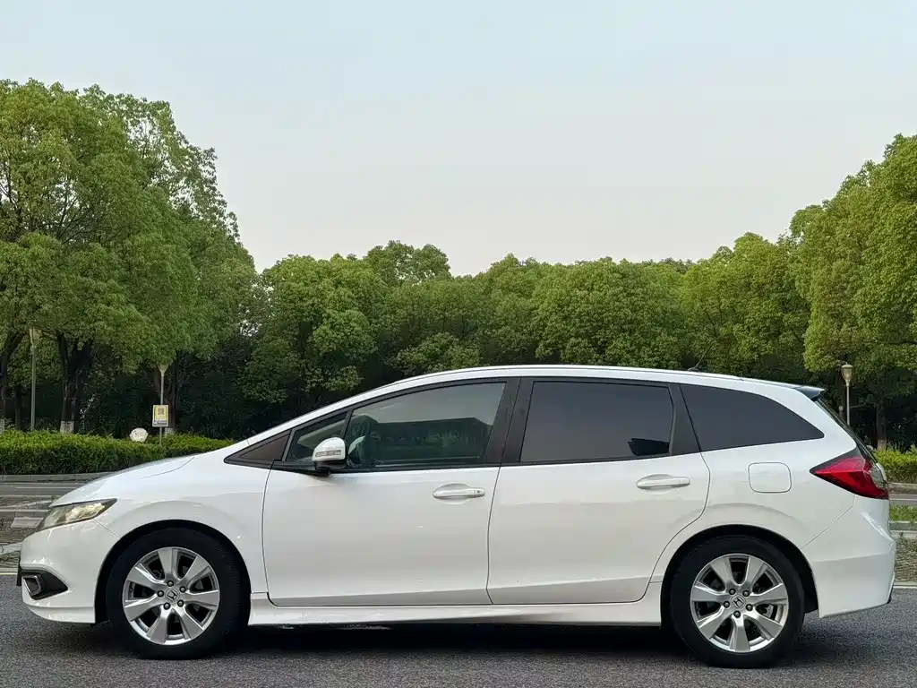 Honda Jade 2014 — фото 4