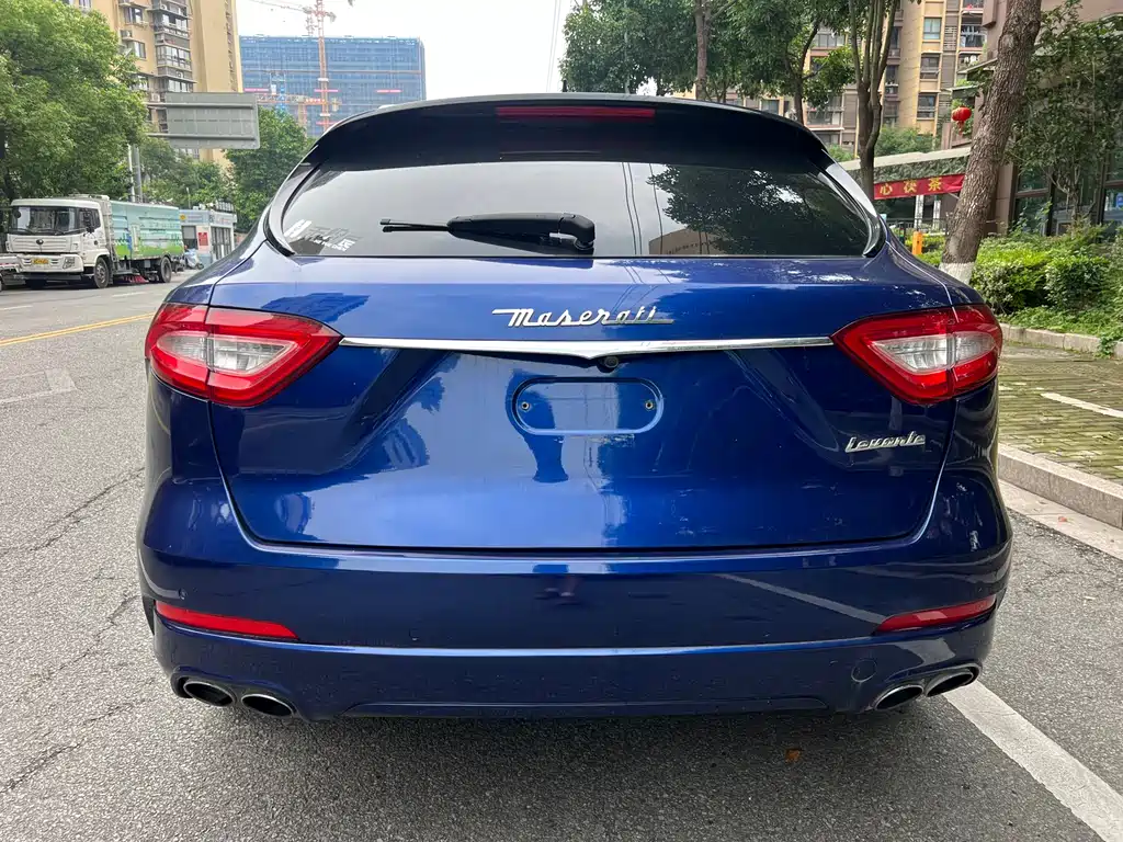 Maserati Levante 2016 — фото 8