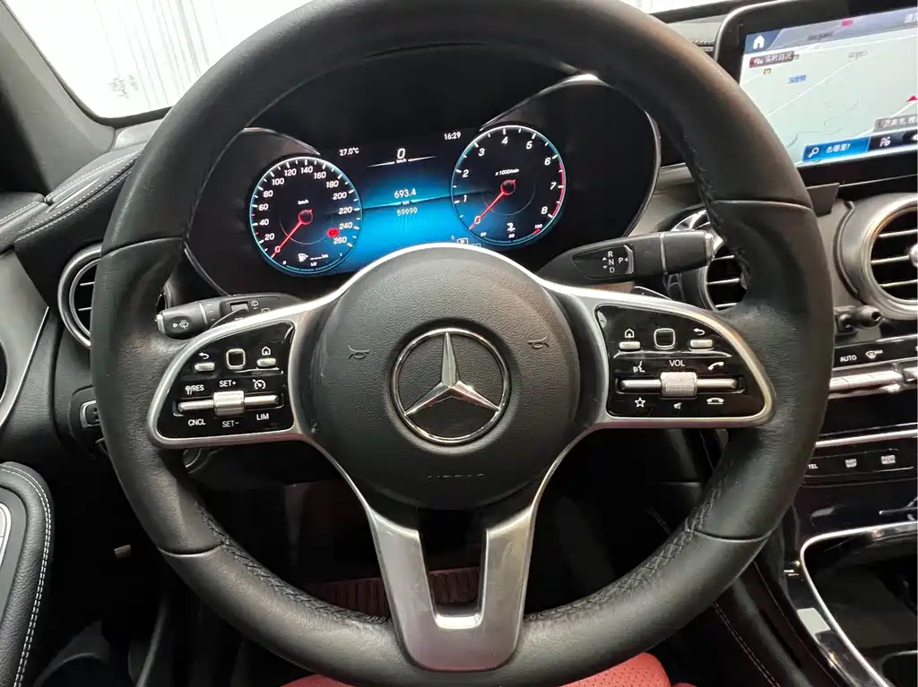 Mercedes-Benz GLC 2020 — фото 13