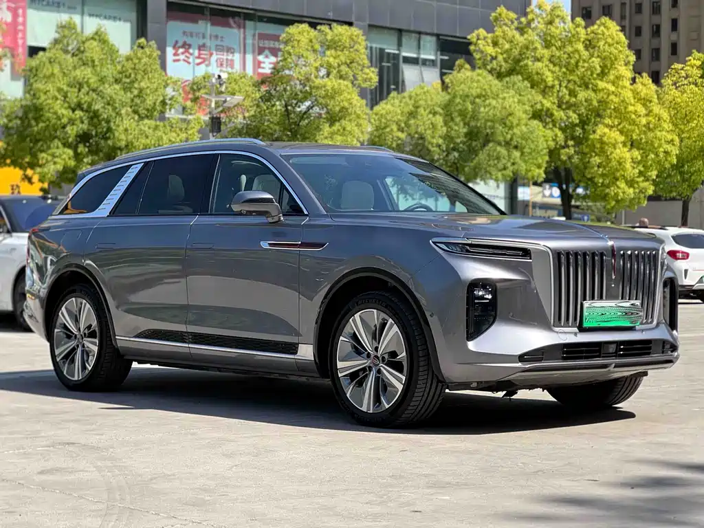 Hongqi E-HS9 2023