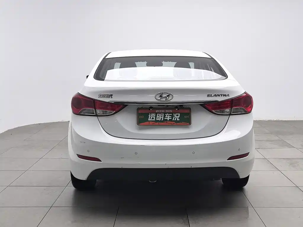 Hyundai Elantra 2014