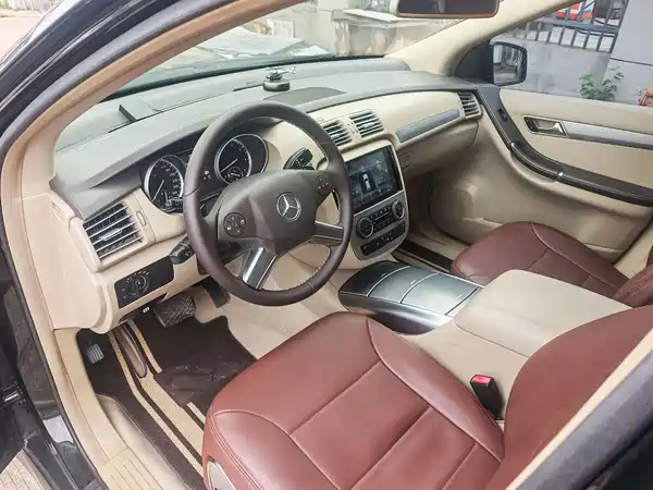 Mercedes-Benz R-Class 2013