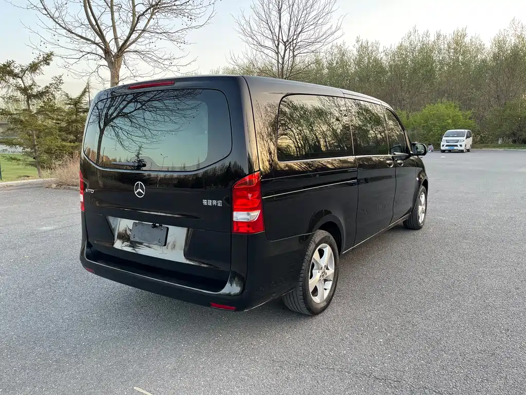 Mercedes-Benz Vito 2021 — фото 17