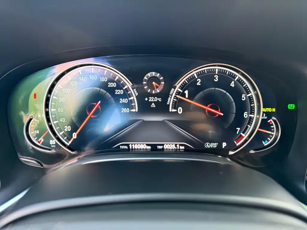 BMW 7 Series 2018 — фото 11