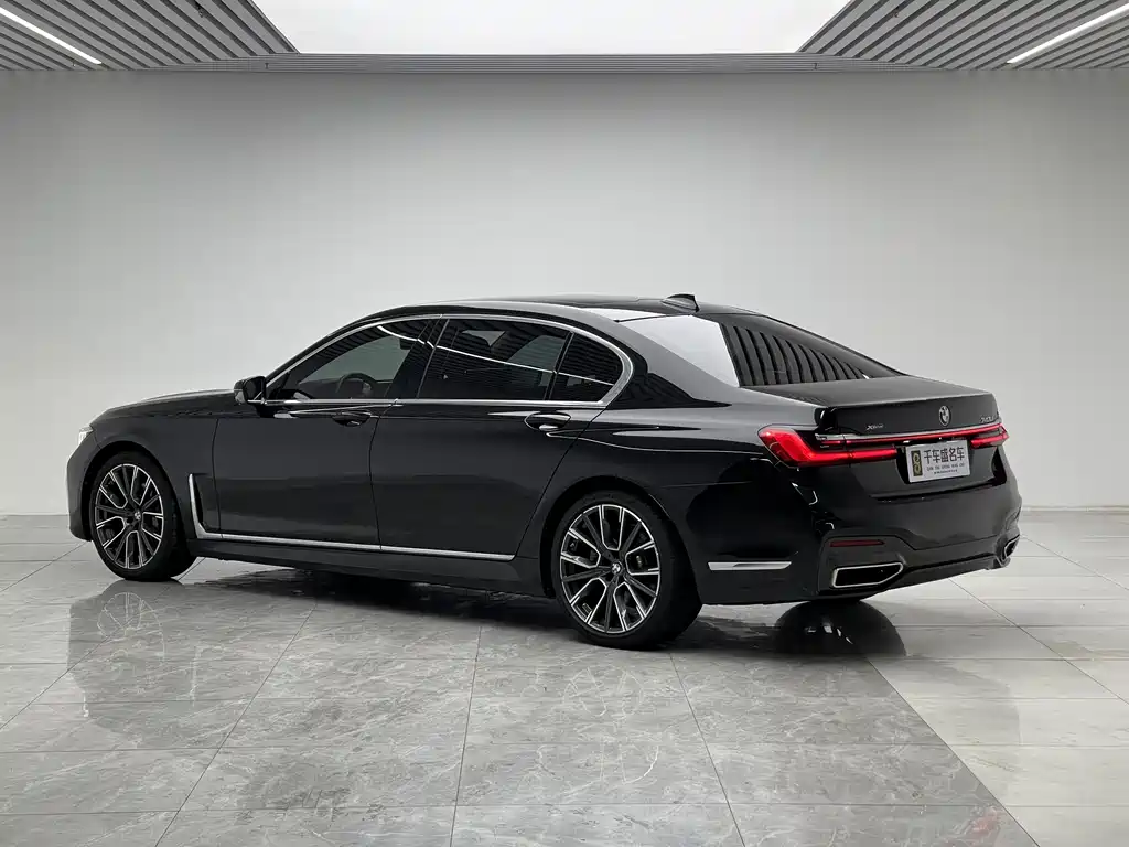BMW 7 Series 2020 — фото 4