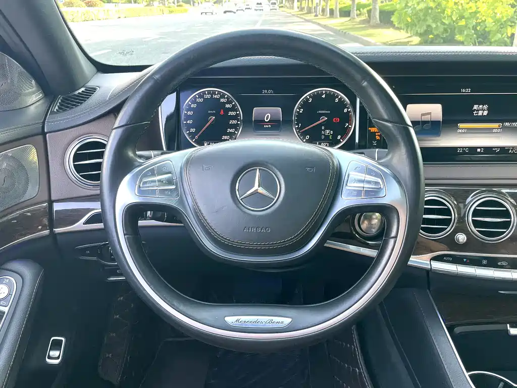 Mercedes-Benz S-Class 2015 — фото 12