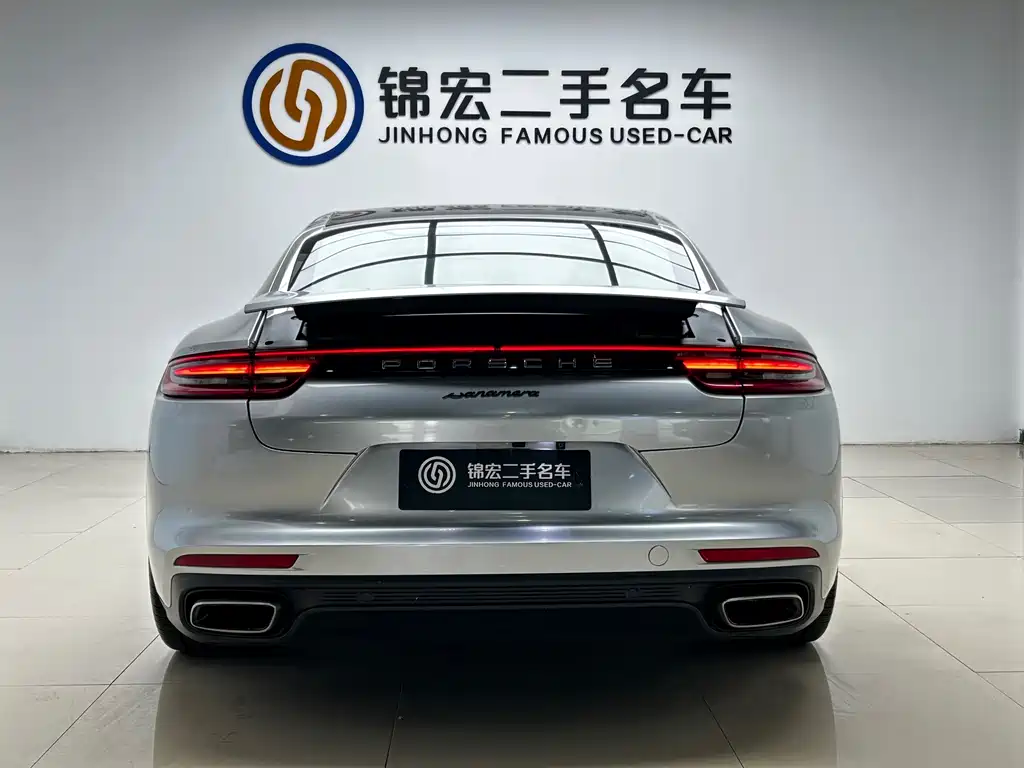 Porsche Panamera 2017 — фото 24
