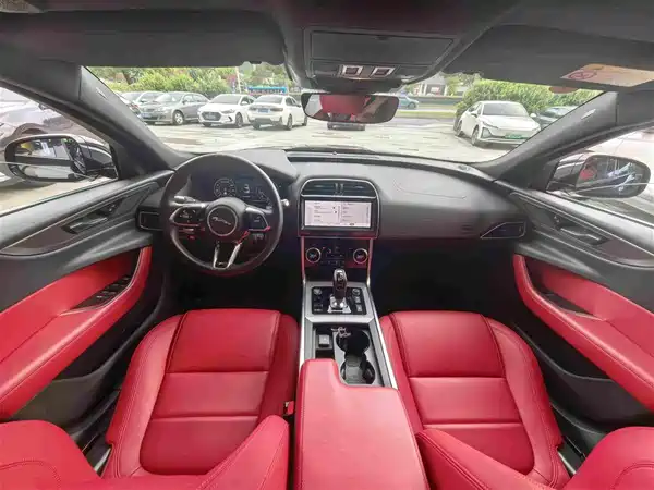 Jaguar XEL 2022