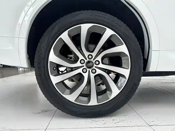 Land Rover Discovery Sport 2020