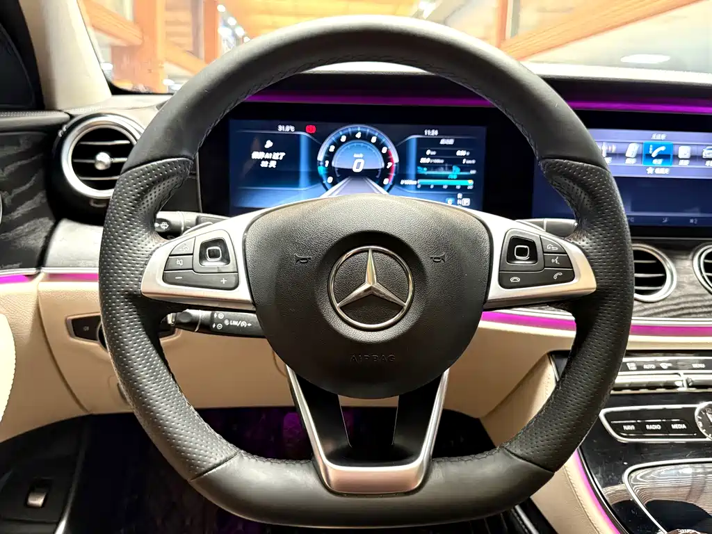 Mercedes-Benz E-Class 2017 — фото 10