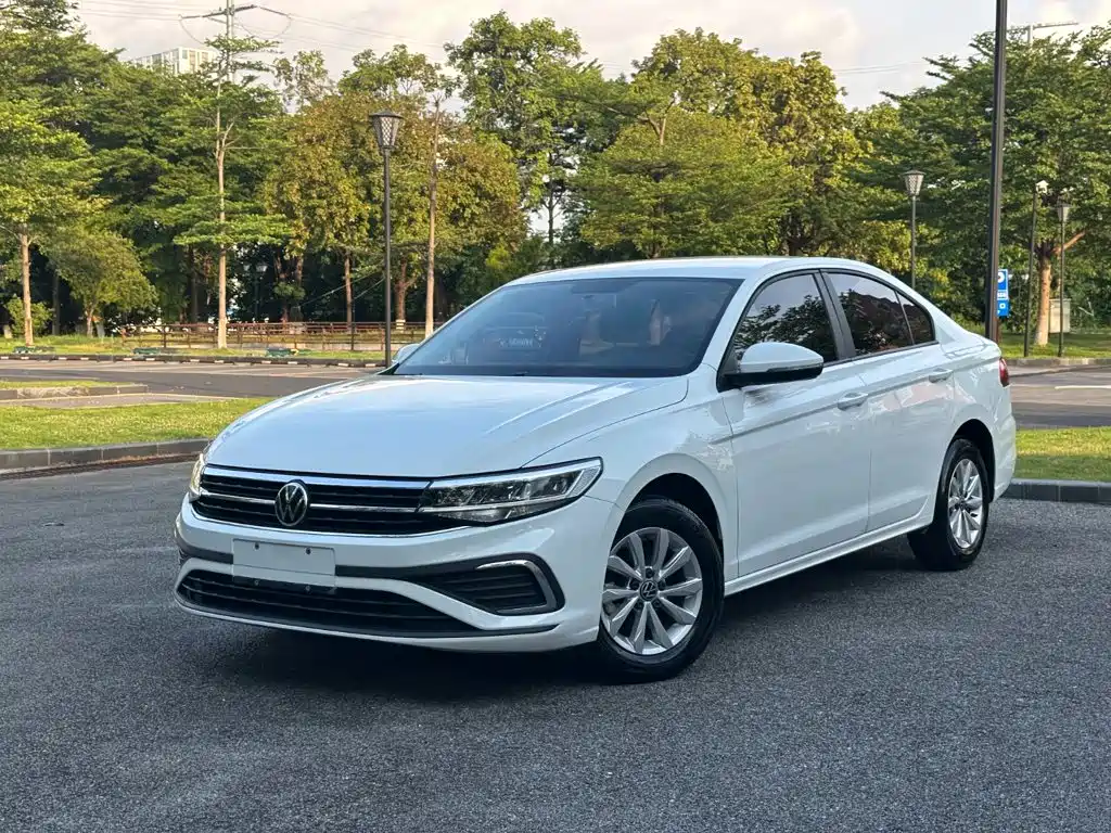 Volkswagen Bora 2024