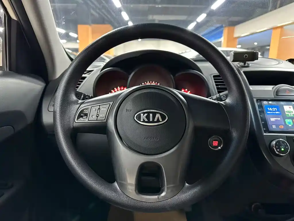 Kia Soul 2016 — фото 10