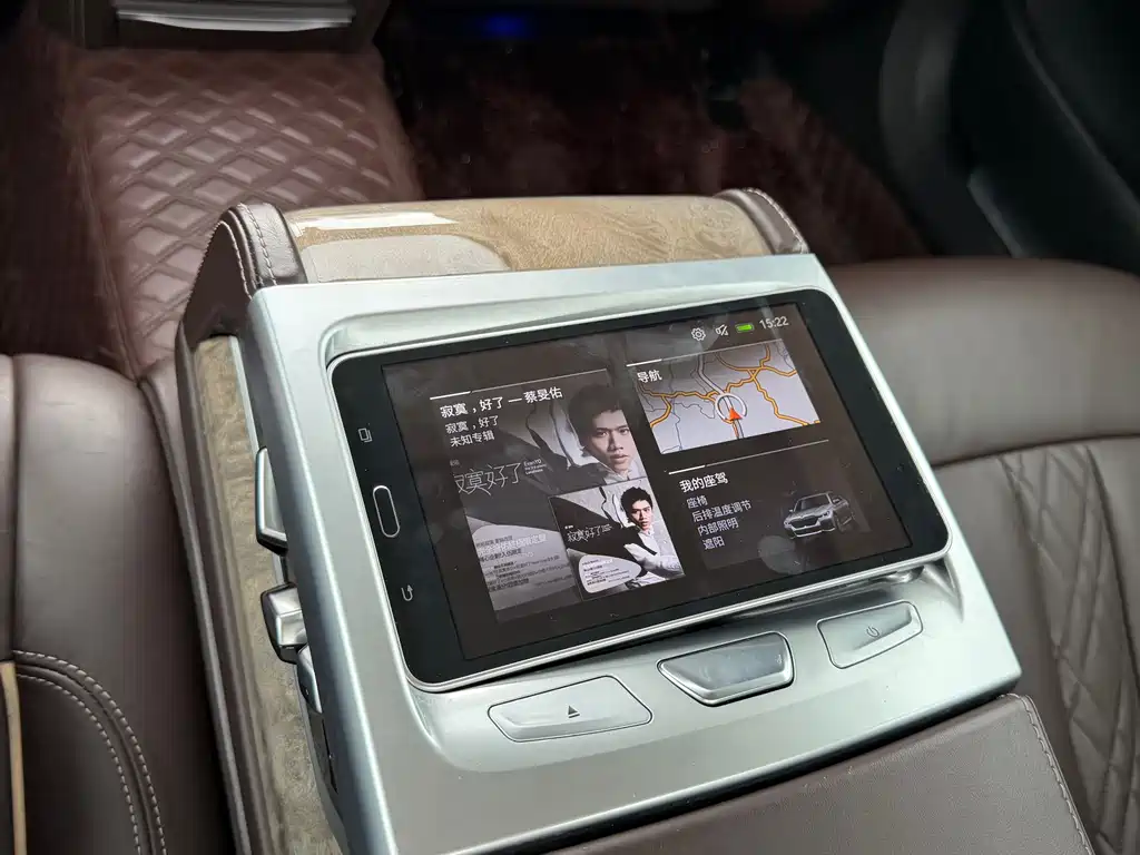 BMW 7 Series 2020 — фото 16