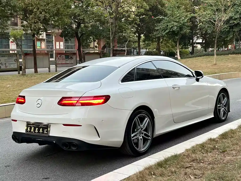 Mercedes-Benz E-Class 2020 — фото 6