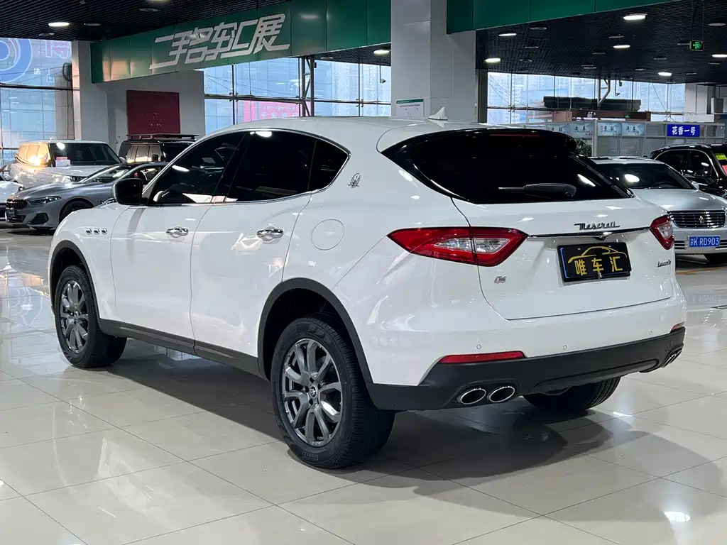 Maserati Levante 2020 — фото 6