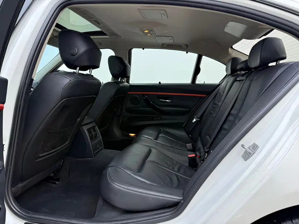 BMW 3 Series 2013 — фото 14