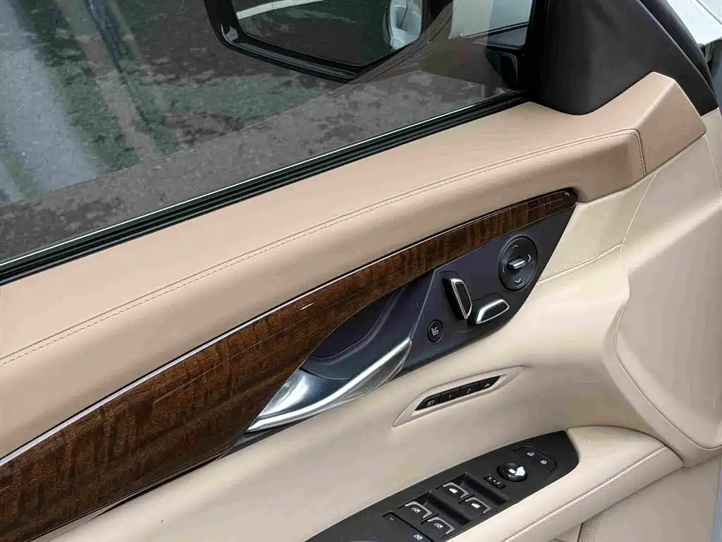 Cadillac CT6 2016 — фото 19