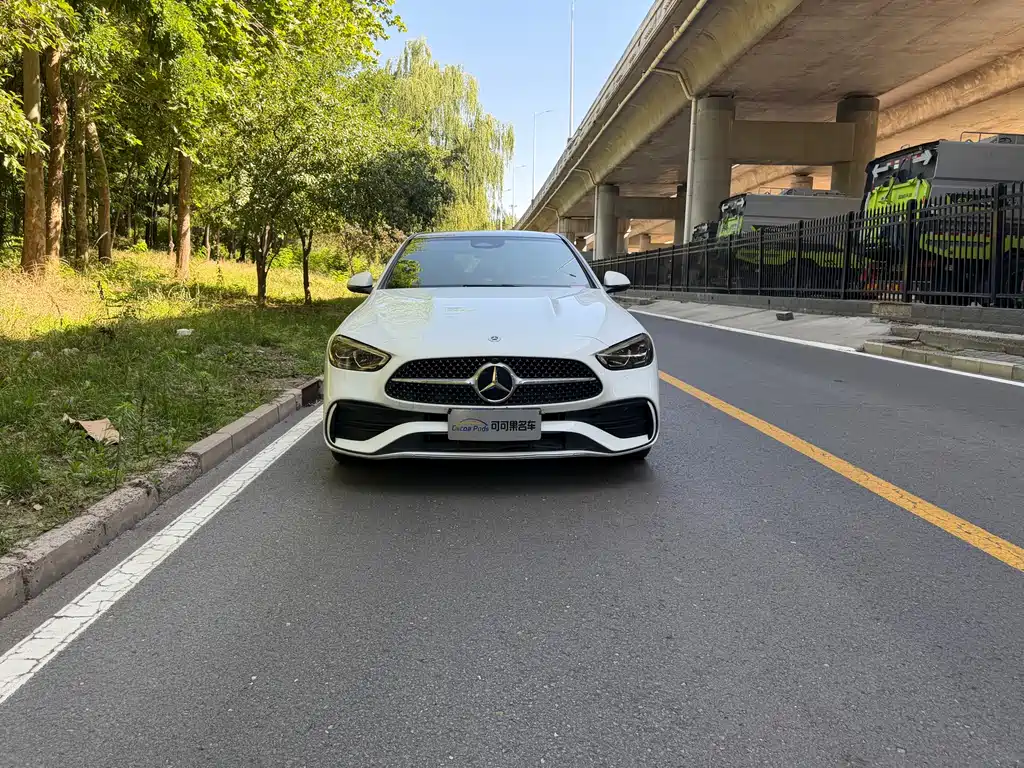 Mercedes-Benz C-Class 2023 — фото 2