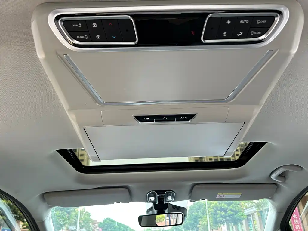GAC Motor Trumpchi M8 2023 — фото 19