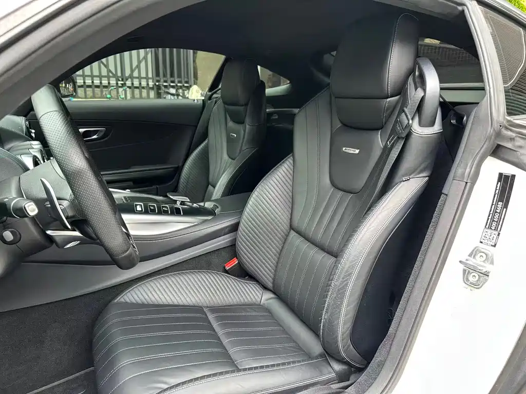 Mercedes-Benz AMG GT 2020 — фото 10