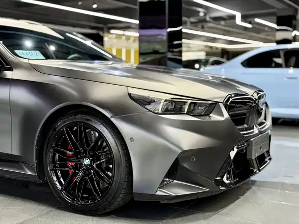 BMW M5 New Energy 2025