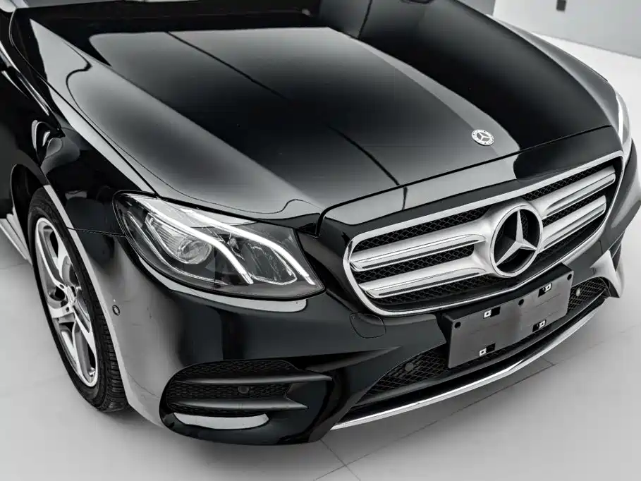 Mercedes-Benz E-Class 2020 — фото 36