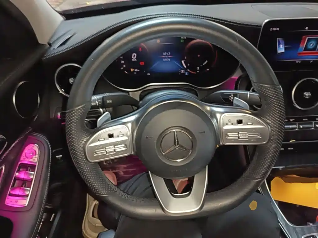 Mercedes-Benz C-Class 2020 — фото 11