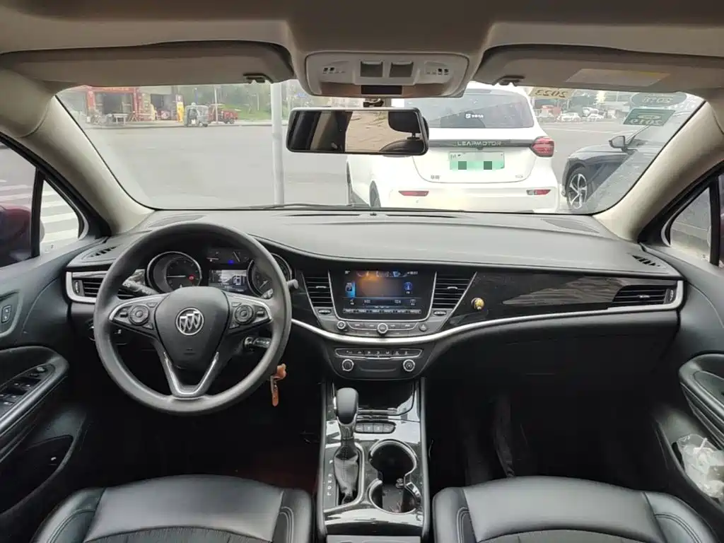 Buick Verano 2017 — фото 10