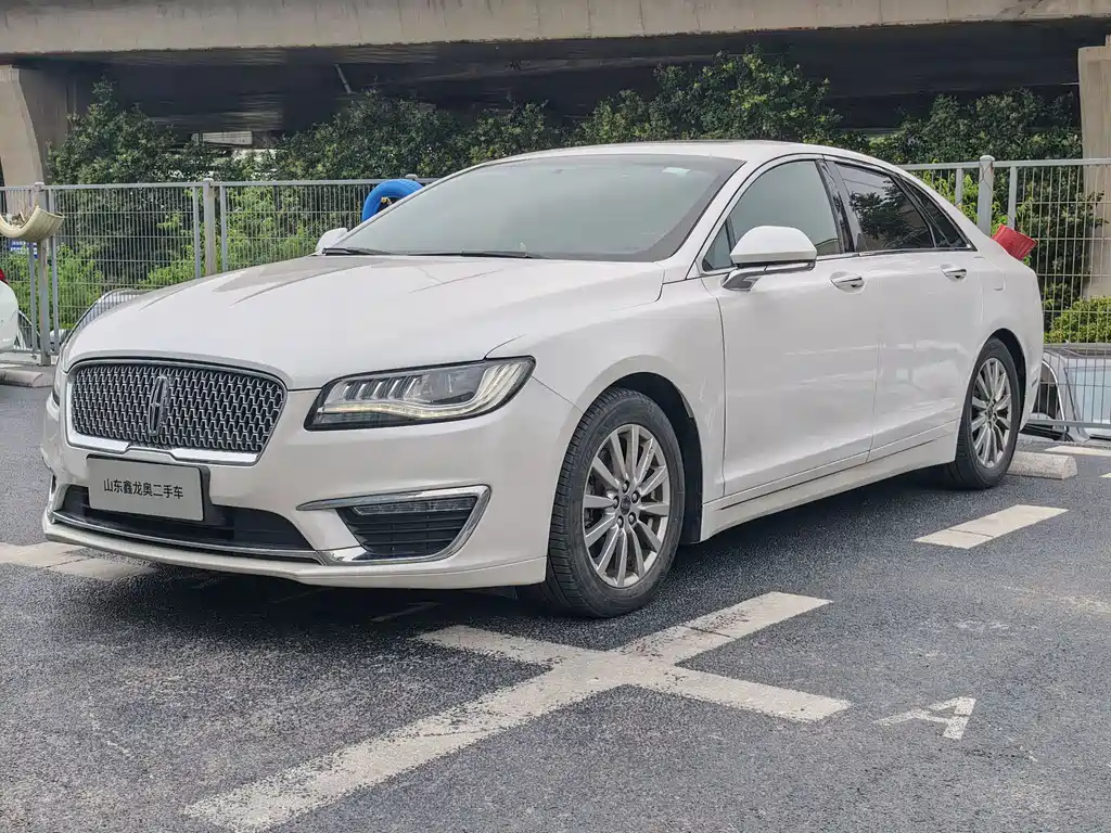 Lincoln MKZ 2018